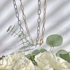 Golden chain choker with crystal lightning detail